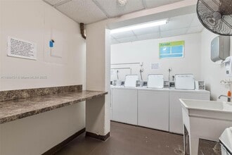 1150 Madruga Ave in Miami, FL - Building Photo - Building Photo