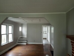2696-2698-2698 Allegheny Ave in Bexley, OH - Building Photo - Building Photo