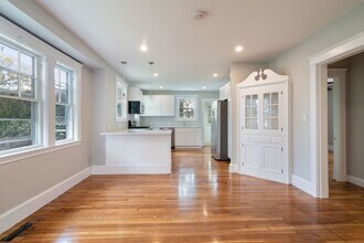 65 Shawmut St in Quincy, MA - Building Photo - Building Photo