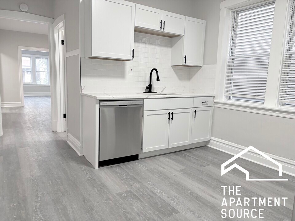 2937 N Fairfield Ave, Unit 1 in Chicago, IL - Building Photo