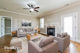 86 Sharpstone Ln in Clayton, NC - Foto de edificio - Building Photo