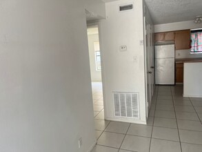 820-820 N 26th St in Harlingen, TX - Foto de edificio - Building Photo