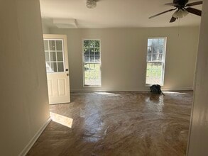 10318 Starwood Dr in Charlotte, NC - Foto de edificio - Building Photo