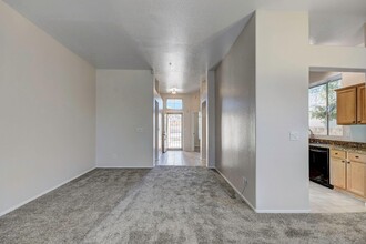 11968 N 110th Way in Scottsdale, AZ - Foto de edificio - Building Photo