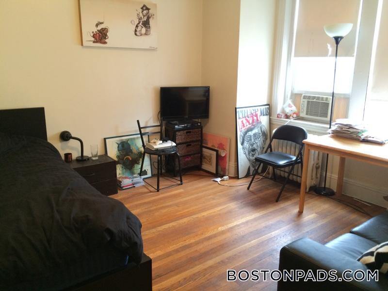 1197 Boylston St in Boston, MA - Building Photo
