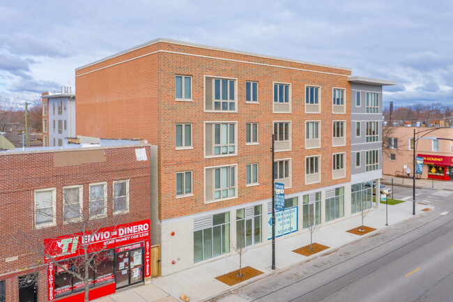 Clark Estes Apartments in Chicago, IL - Building Photo - Building Photo