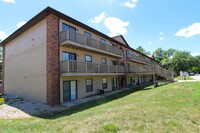 District on Wayne in Muncie, IN - Foto de edificio - Building Photo