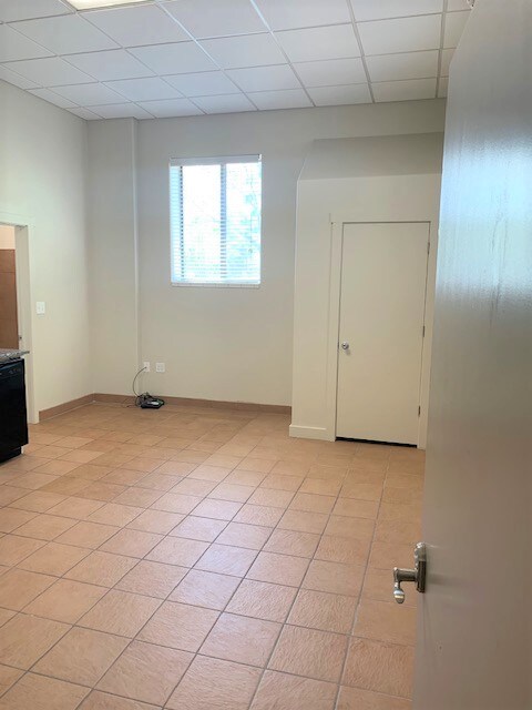 57 W Vine St in Tooele, UT - Building Photo