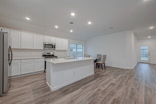 3712 Windy Brk Rd in Rosenberg, TX - Building Photo