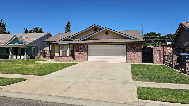 property at 884 S Mark St