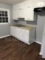 4692 Beecher St in Forest Park, GA - Building Photo