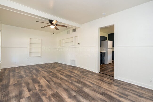 1160 S Richmond Ave in Wichita, KS - Building Photo - Building Photo