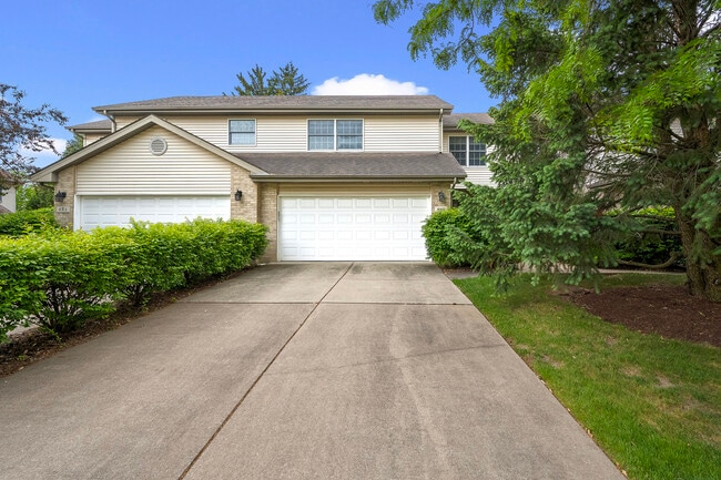 property at 1015 Claremont Dr