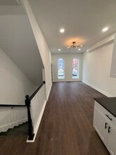 2028 Druid Hill Ave, Unit 2028 Druid Hill Ave #3 in Baltimore, MD - Building Photo - Building Photo