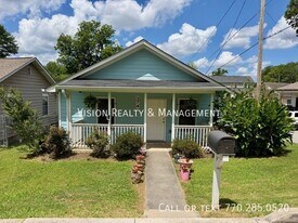 374 Paines Ave NW in Atlanta, GA - Building Photo