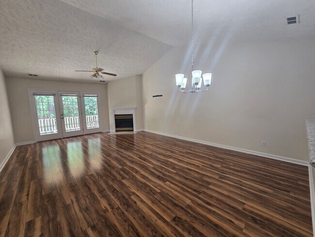 3411 Lainey Ln in Fayetteville, NC - Building Photo - Building Photo