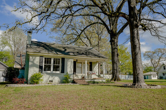 3308 Wood St in Texarkana, TX - Building Photo - Building Photo