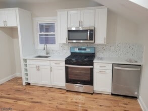 2037 Gless Ave in Union, NJ - Building Photo - Building Photo