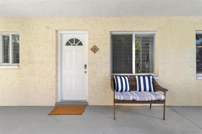 2704 2nd St in Indian Rocks Beach, FL - Building Photo - Building Photo