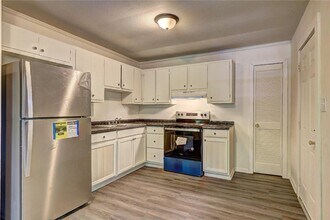 1208 4th Ave W in Macon, GA - Building Photo - Building Photo