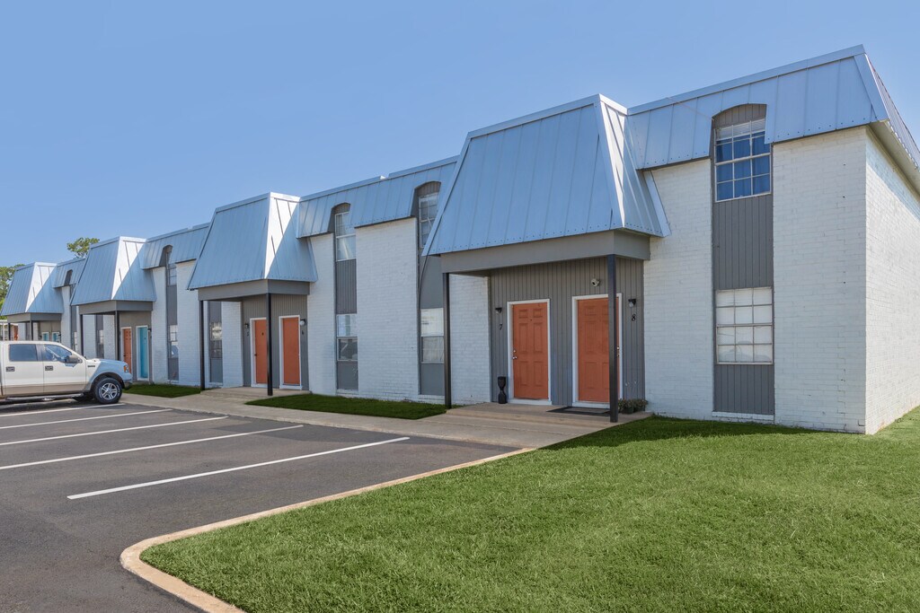 2415 West Apartments in Albany, GA