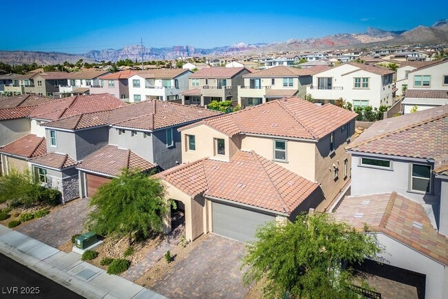 179 Little Haystack Dr in Las Vegas, NV - Building Photo - Building Photo