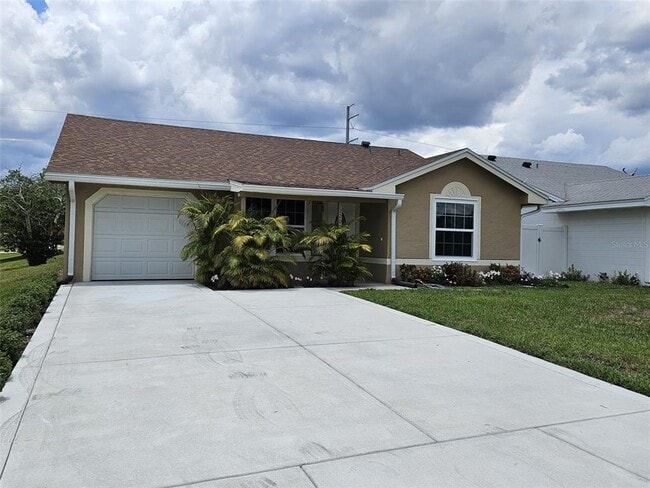 1202 Regal Ridge Dr in Orlando, FL - Building Photo - Building Photo
