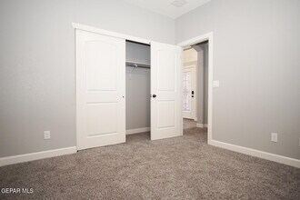 6016 Hidden Acres Dr in El Paso, TX - Building Photo - Building Photo