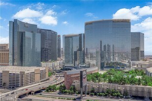 4575 Dean Martin Dr in Las Vegas, NV - Building Photo