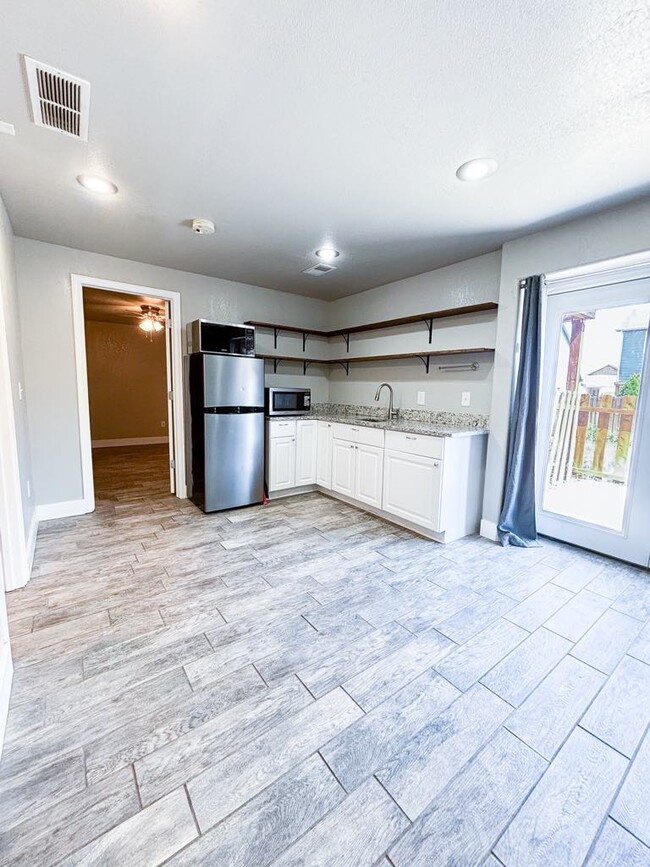 4831 San Amels Way, Unit Basement Apartment