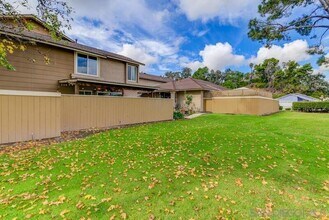 6844 Panamint Row in San Diego, CA - Building Photo - Building Photo
