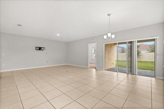 1436 Oak Dr in Davenport, FL - Building Photo - Building Photo