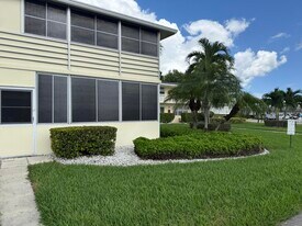 178 Sheffield I in West Palm Beach, FL - Building Photo