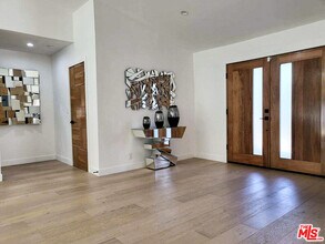 17227 Benner Pl in Los Angeles, CA - Building Photo - Building Photo