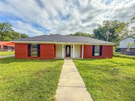 8530 Williams Dr in Irvington, AL - Building Photo