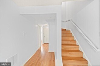 8512 Tackhouse Loop in Gainesville, VA - Building Photo - Building Photo