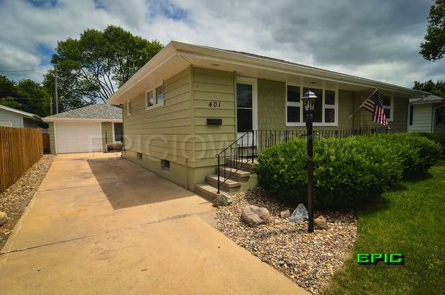 401 31st St NW in Cedar Rapids, IA - Building Photo - Building Photo