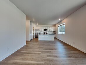 7713 Brenden St SW in Olympia, WA - Building Photo - Building Photo