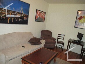 1640 Commonwealth Ave in Boston, MA - Building Photo - Building Photo