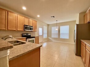 8711 Finlandia Gap in San Antonio, TX - Building Photo - Building Photo