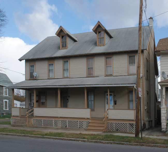 426-428 Cemetery St in Williamsport, PA - Building Photo - Building Photo