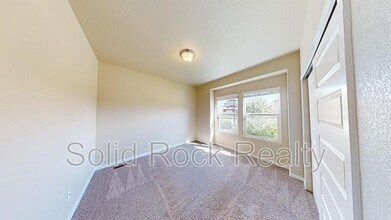 1097 Antrim Loop in Colorado Springs, CO - Building Photo - Building Photo