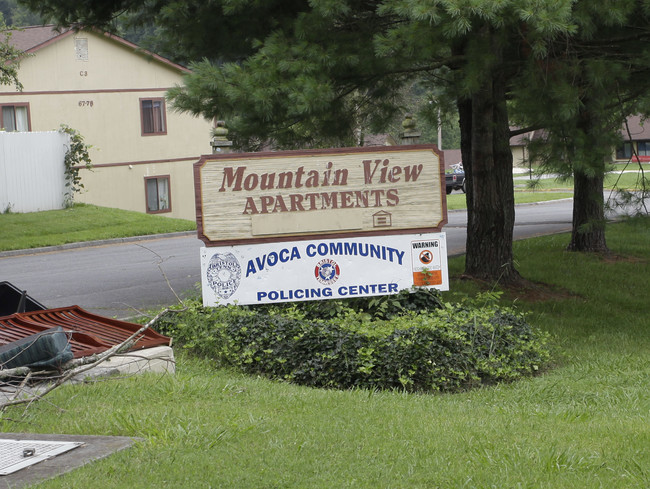 Mountain View in Bristol, TN - Foto de edificio - Building Photo