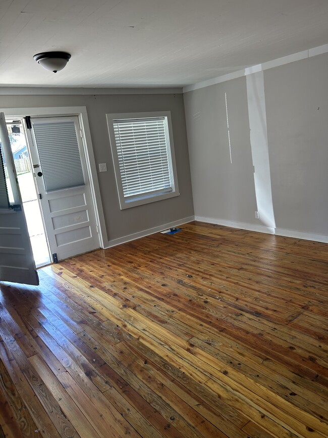 516 Adams St in Fayetteville, TN - Foto de edificio - Building Photo