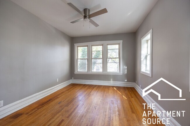 2655 W Homer St in Chicago, IL - Building Photo - Building Photo