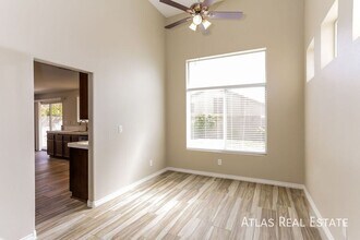 6122 Flaming Arrow Rd in North Las Vegas, NV - Building Photo - Building Photo