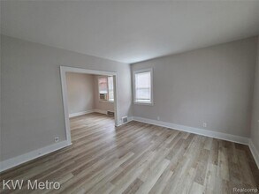 224 Fielding St in Ferndale, MI - Building Photo - Building Photo