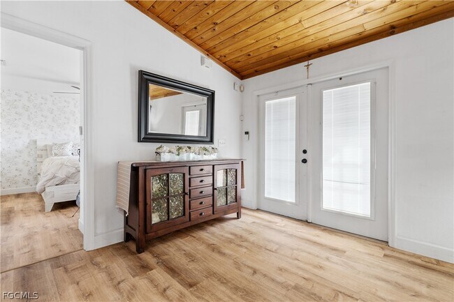 property at 2846 SW 25th Pl