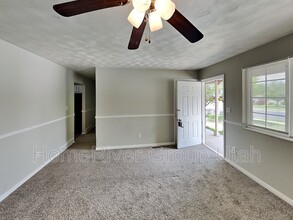 5631 W 11030 N in Highland, UT - Building Photo - Building Photo
