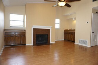 7738 Chambers Rd-Unit -612 in San Antonio, TX - Building Photo - Building Photo